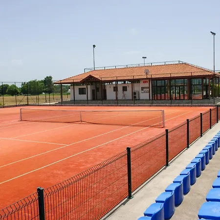 Uva Nestum Wine & Station touristique