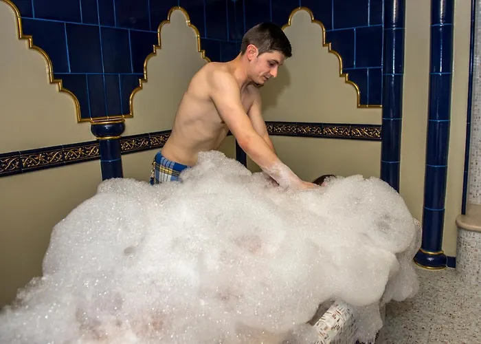 Uva Nestum Wine & 5*