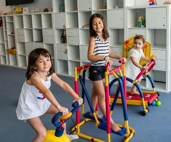 Uva Nestum Wine & 5*